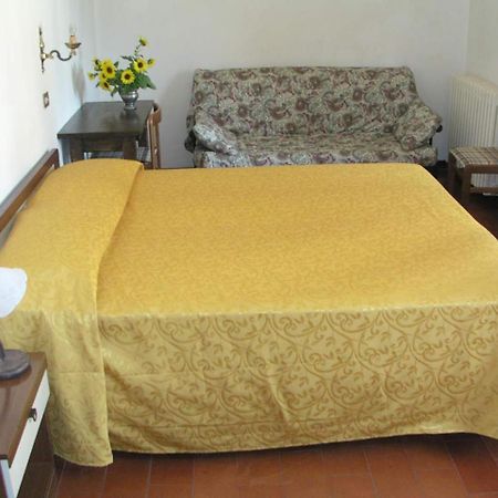Hotel La Quiete Asyż Zewnętrze zdjęcie